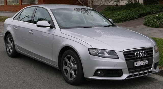 Audi A4 B8 S4 2008–2011 araç fotoğrafı