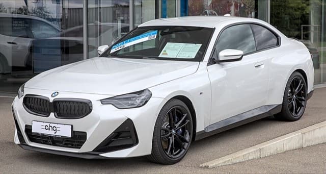 BMW 2 Serisi G42 Coupe 2021+ araç fotoğrafı