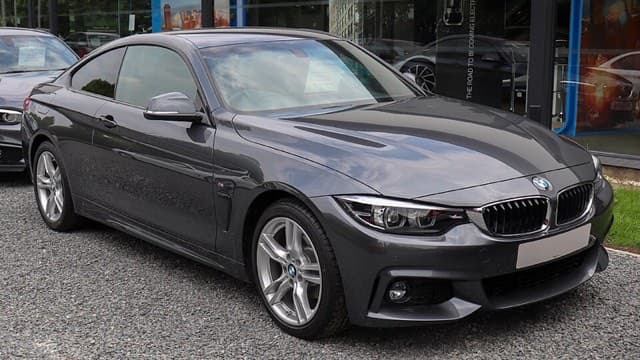 BMW 4 Serisi F32 2013–2017 araç fotoğrafı