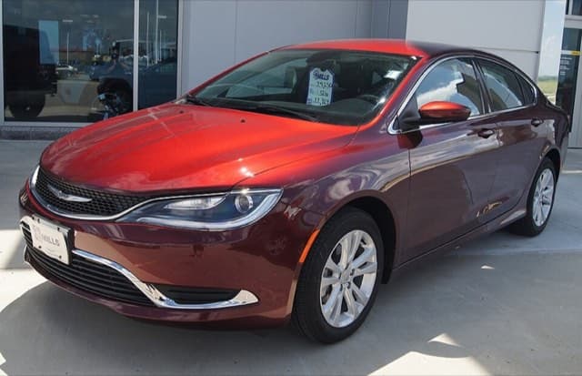 Chrysler 200C 2011–2014 araç fotoğrafı