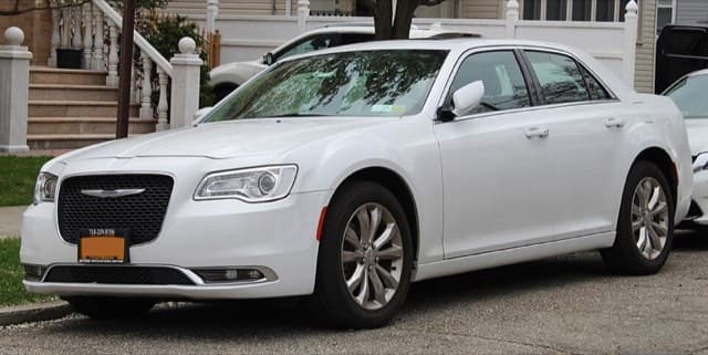 Chrysler 300C 2007–2010 araç fotoğrafı