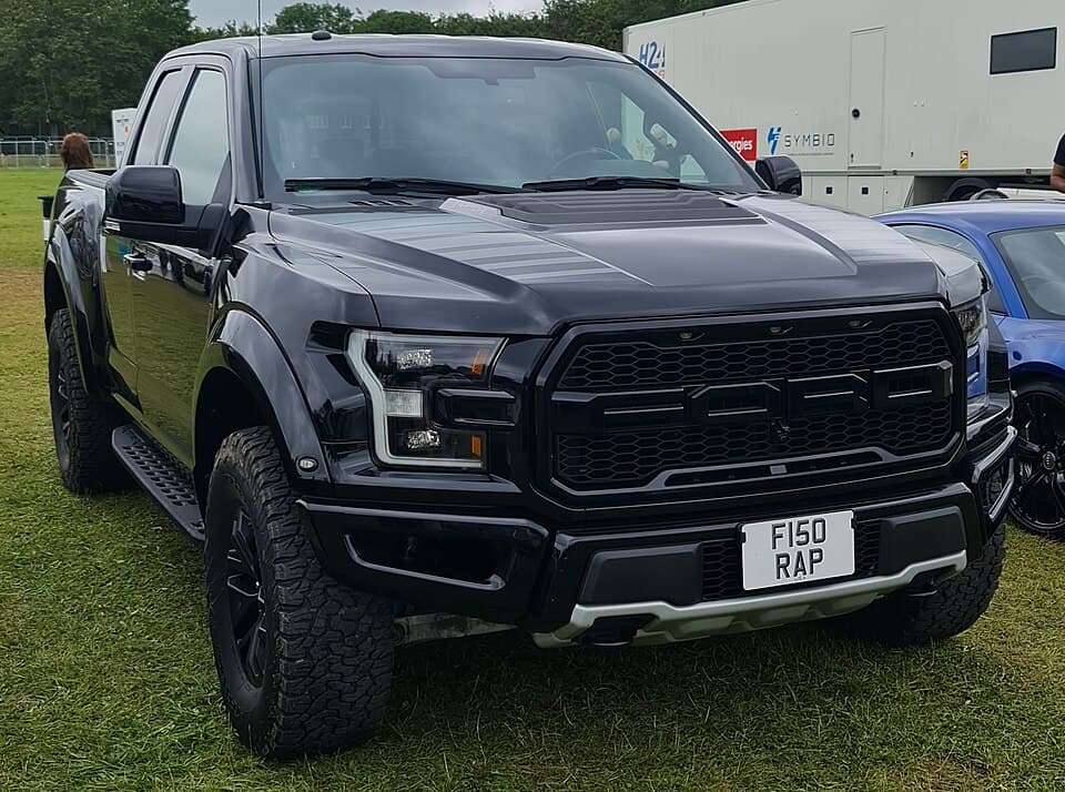 Ford F-150 Raptor 2015–2017 Far Camı