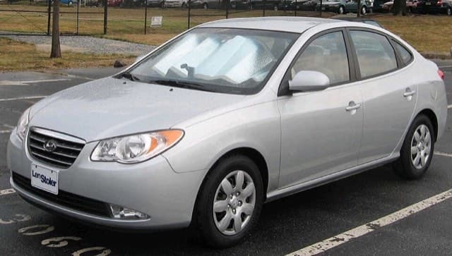 Hyundai Elantra 2007–2010 Far Camı