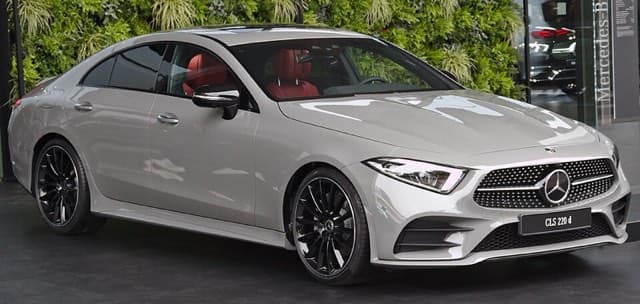 Mercedes-Benz CLS araç fotoğrafı