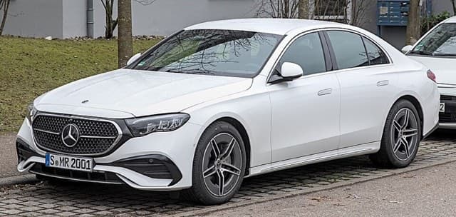 Mercedes-Benz E Serisi W214 2024+ araç fotoğrafı