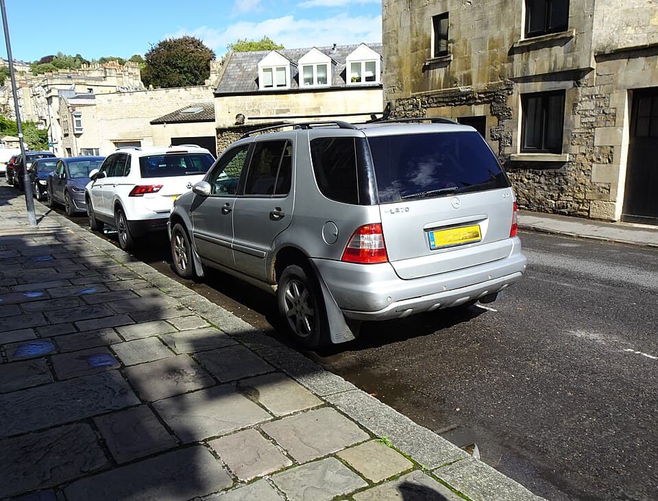 Mercedes-Benz ML W163 2001–2005 araç fotoğrafı