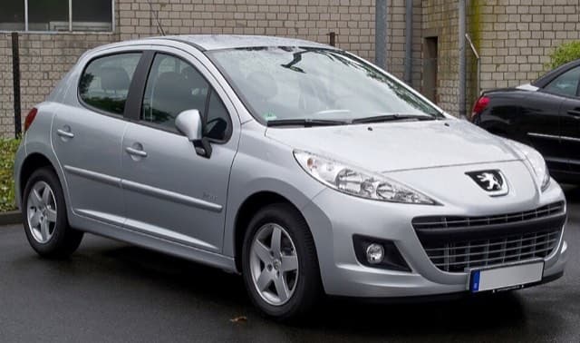 Peugeot 207CC 2004–2013 araç fotoğrafı