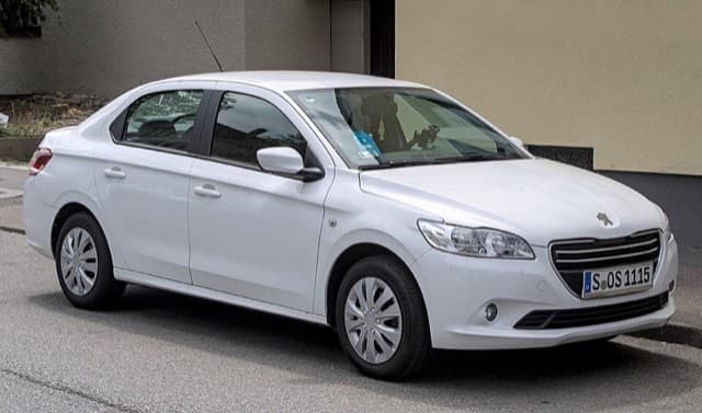 Peugeot 301 2013–2016 araç fotoğrafı