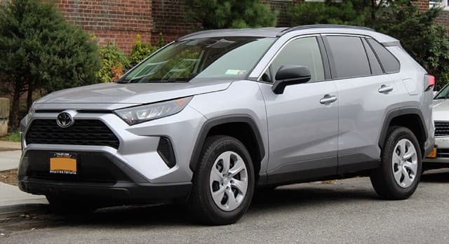 Toyota RAV4 araç fotoğrafı