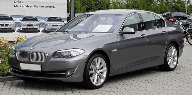 BMW 5 Serisi F10 F11 2009–2016 araç fotoğrafı