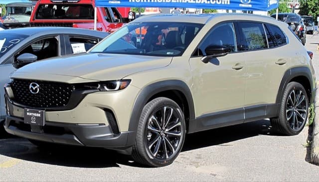 Mazda CX50 araç fotoğrafı